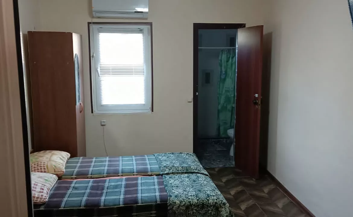 2-х., 3-х, 4-х.местные. Частный сектор "Приморская 25а". Кучугуры