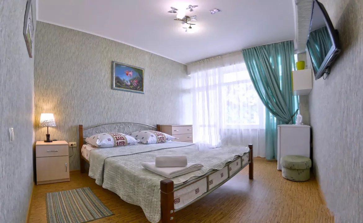 Одноместный номер с балконом. Гостевой дом «Ангара». Алушта