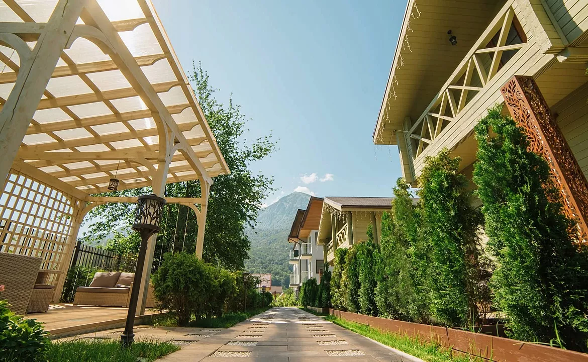 Шале - горные резиденции. Отель «HILLS POLYANA». Красная Поляна