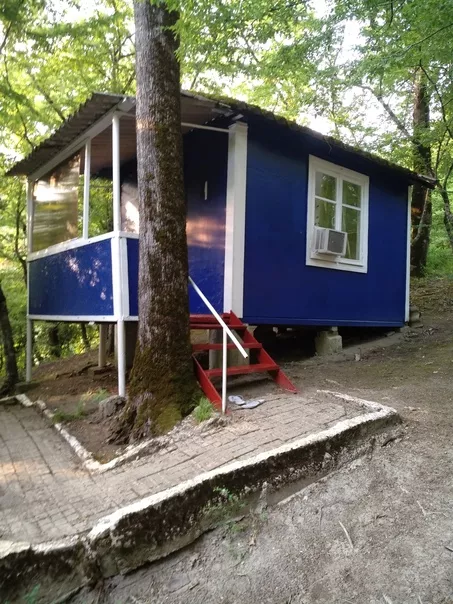 . База отдыха "Золотое Руно". Бухта Инал . База отдыха "Золотое Руно". Бухта Инал