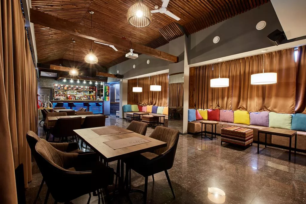 . Отель "КОМФОРТ". Сухум