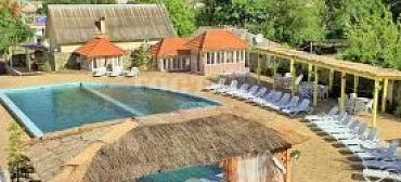 Отель "Гостеев на Ореховой"       