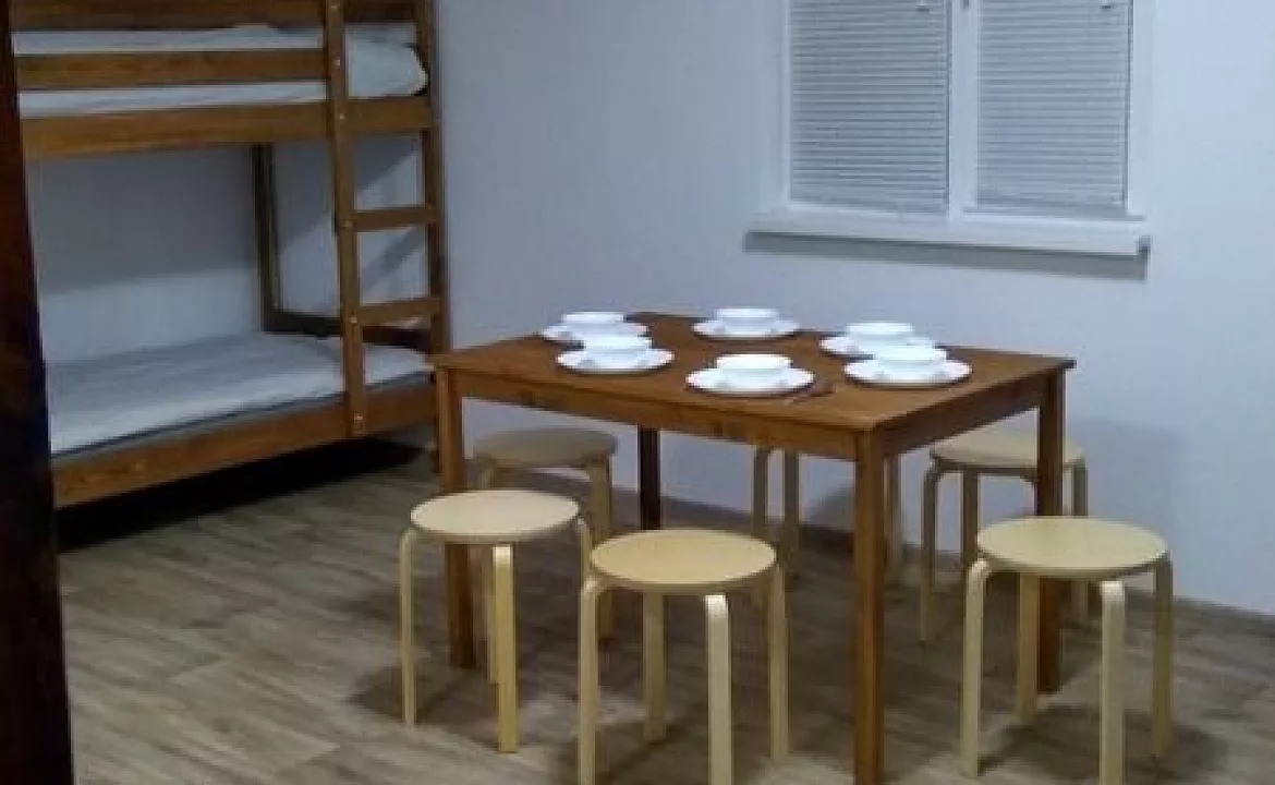 Домик. Частный сектор Азовские дачи Молодежная 9. За Родину