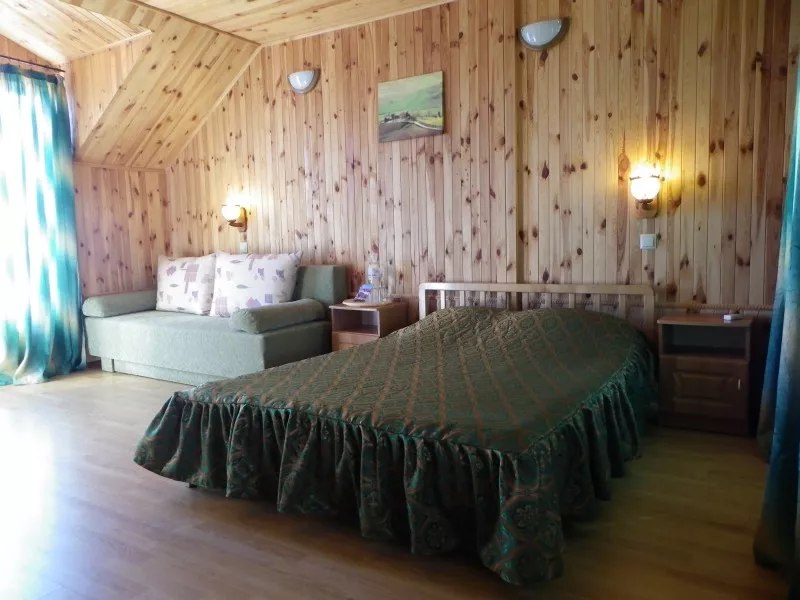 Корпус на ул.Подгорной,27 - Люкс-эко 150 м спуск к морю. Частное домовладение КАТЮША. Малореченское