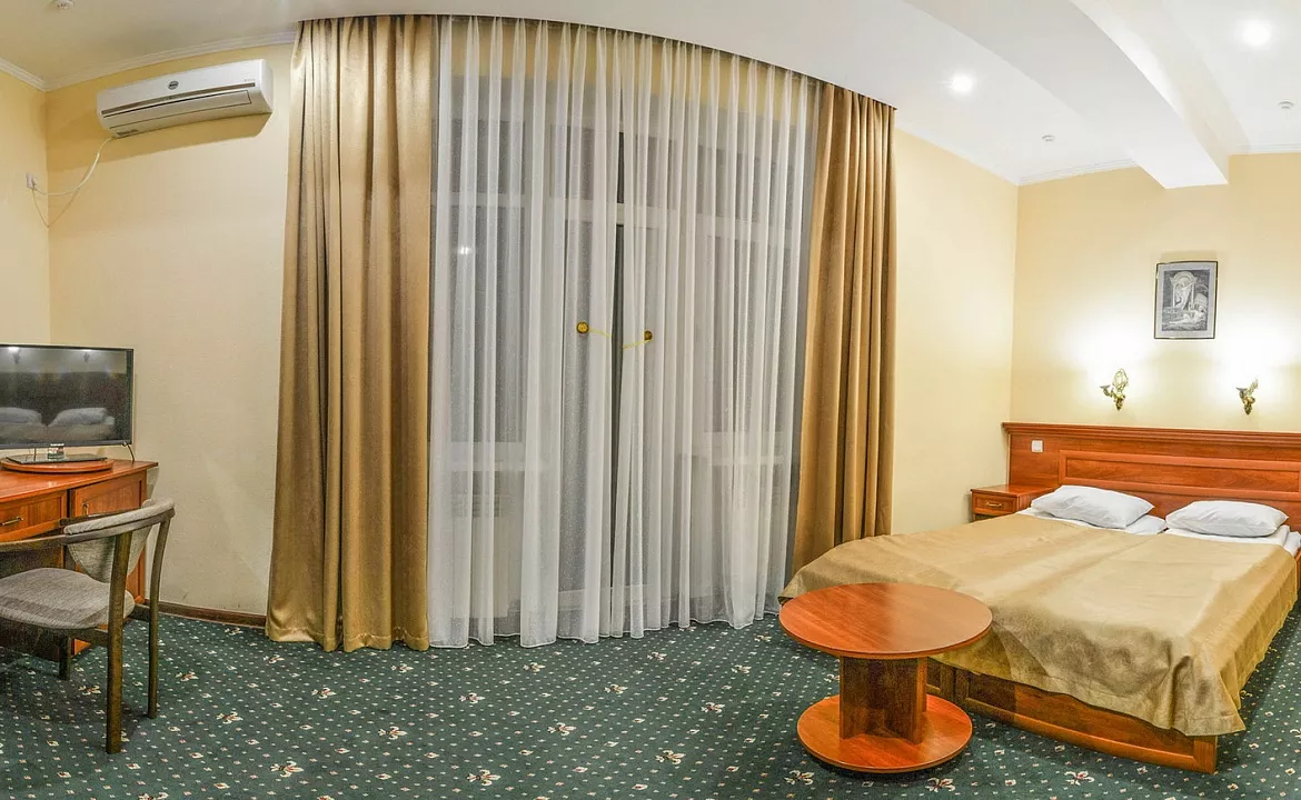 СТАНДАРТНЫЙ НОМЕР КАТЕГОРИИ А. Отель "Рубикон". Гаспра