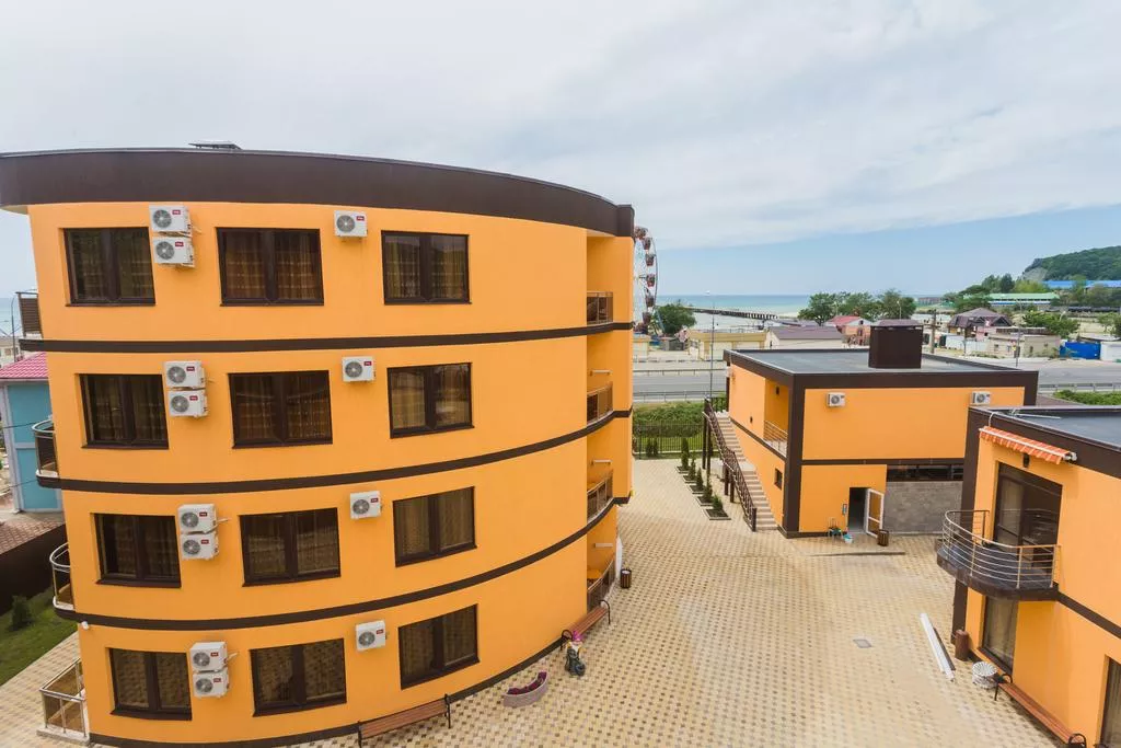 . Отель Golden Sunrise. Лермонтово