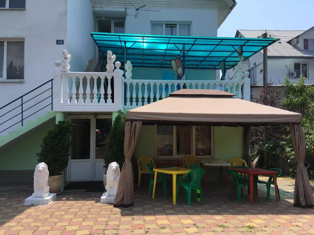 . Гостевой дом "У Нели" . Адлер . Гостевой дом "У Нели" . Адлер