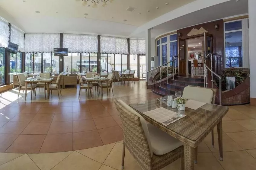 . Отель "Солнечный Лев Кавказ". Адлер