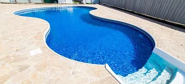 Отель "Skybridge"