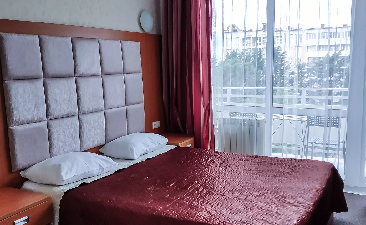 Стандарт с двуспальной кроватью. Отель Апартаменты Волна. Сочи