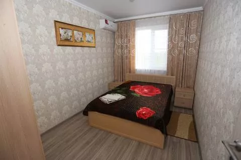 2-х комнатный номер (3 этаж). Гостевой дом «Милана». Голубицкая