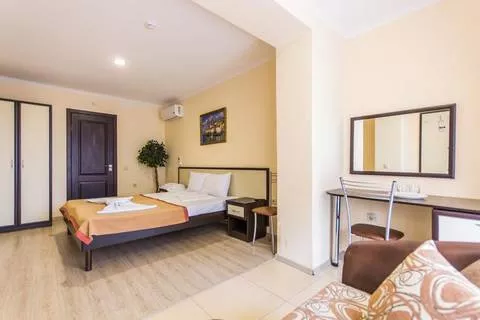 Трехместный «Комфорт». Гостевой комплекс "Альбатрос". Архипо-Осиповка