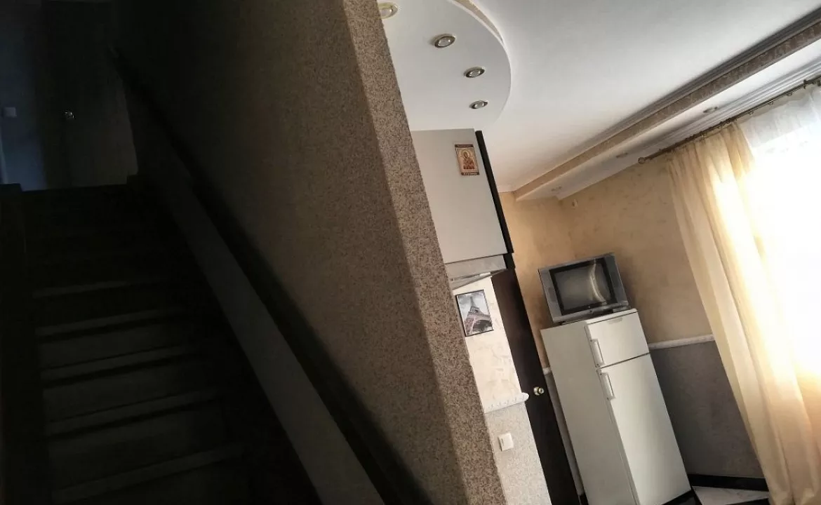 Двухуровневый Таун хаус Созвездие . Частный гостевой дом Созвездие . Лазаревское