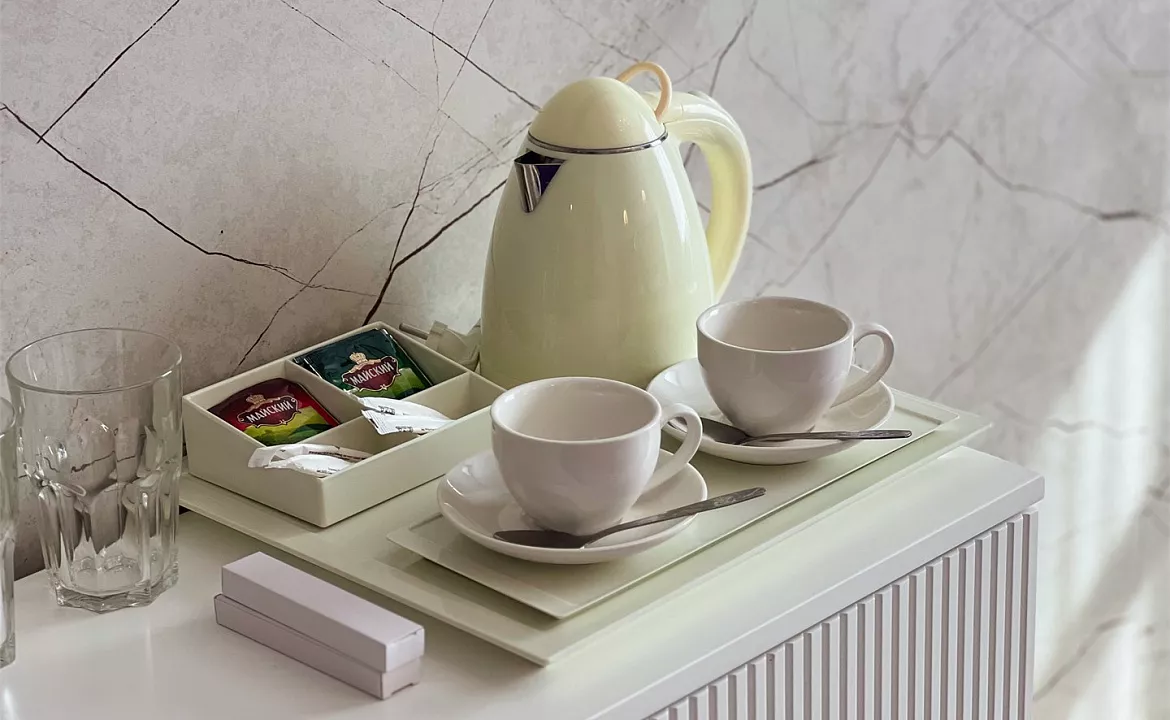 Стандарт с видом на бассейн. Отель "СЕНАТОР". Сочи