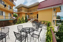 Гостевой дом "Лето" Гостевой дом "Лето"