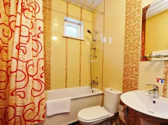 3-х местный «Семейный». Отель «Каприз». Домбай-гостиницы