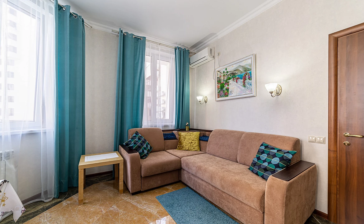 3 комнатная квартира в центре Сочи рядом с крупнейшим пляжным комплексом Ривьера. Уютные Квартиры в центре Сочи рядом с крупнейшим пляжным комплексом Ривьера. Сочи