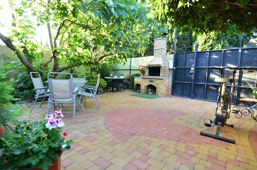 . Гостевой дом «Кипарис». Алушта . Гостевой дом «Кипарис». Алушта