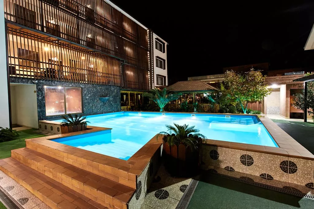 . Отель "КОМФОРТ". Сухум