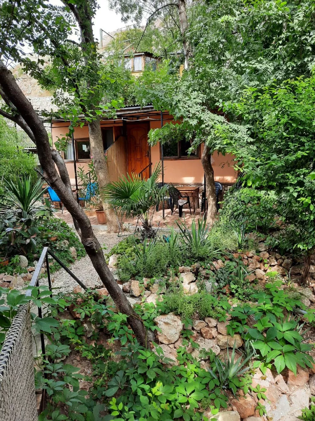 . Гостевой дом «Ясеневая роща». Балаклава . Гостевой дом «Ясеневая роща». Балаклава