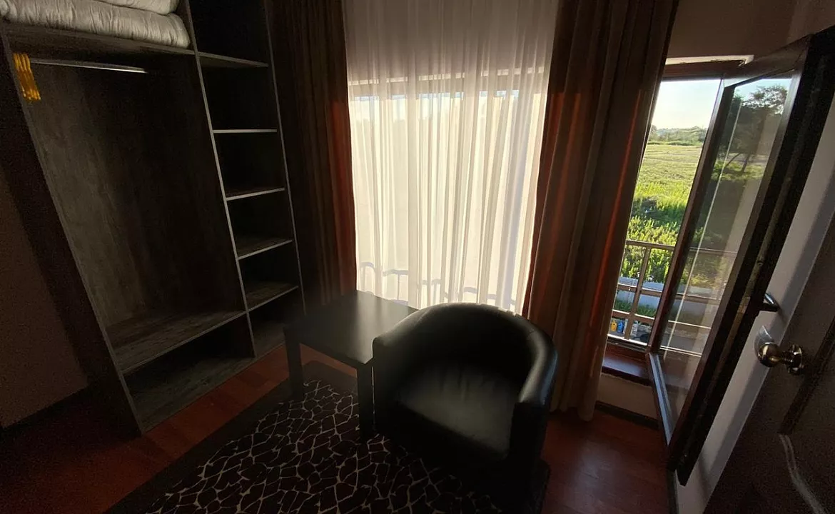 4-х местный номер с отдельным индивидуальным входом Завтрак включен. База отдыха "Скурча". Сухум