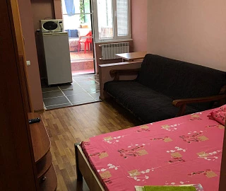 Студия с террасой. Студия с террасой на Нагорной. Студия с террасой. Студия с террасой на Нагорной.