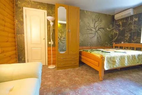  Однокомнатный семейный номер. Отель "Югоморье". Архипо-Осиповка