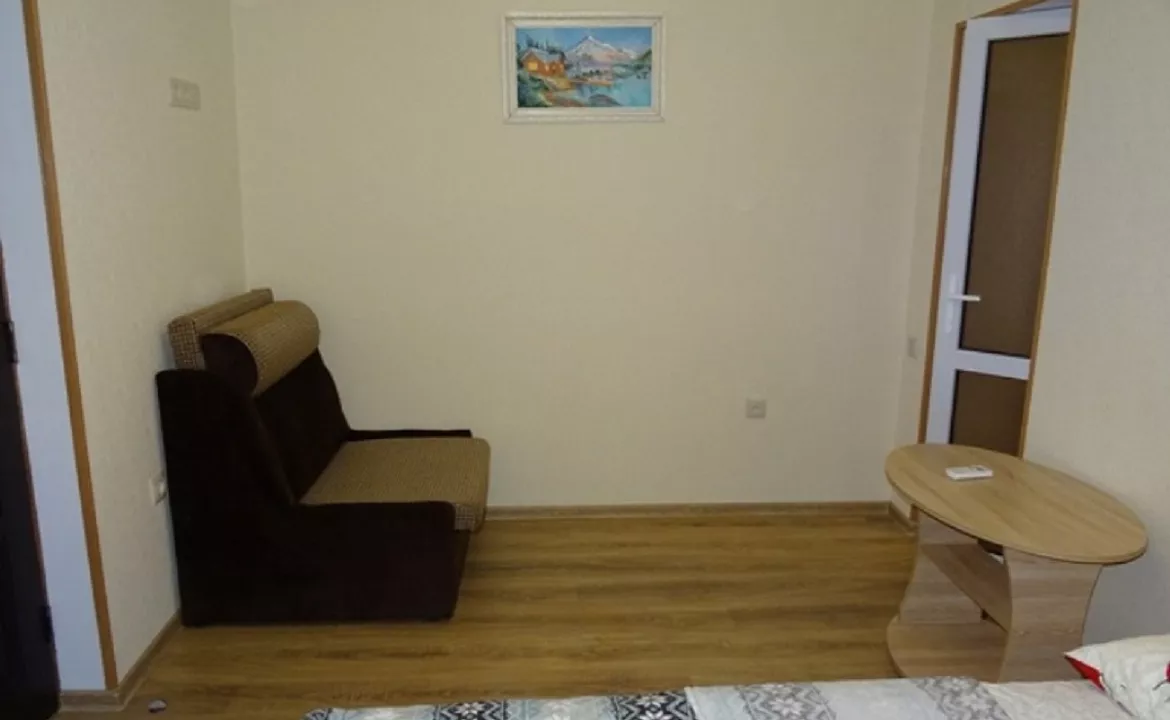 Семейный. Гостевой дом ЭЙВА. Пицунда