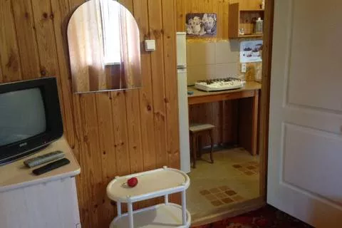 Двухкомнатный 4-х местный. Гостевой дом "У Константина". Джубга Двухкомнатный 4-х местный. Гостевой дом "У Константина". Джубга