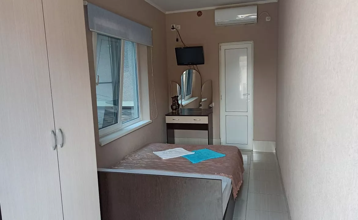 Двухместный стандарт . Гостевой дом Смайл. Адлер