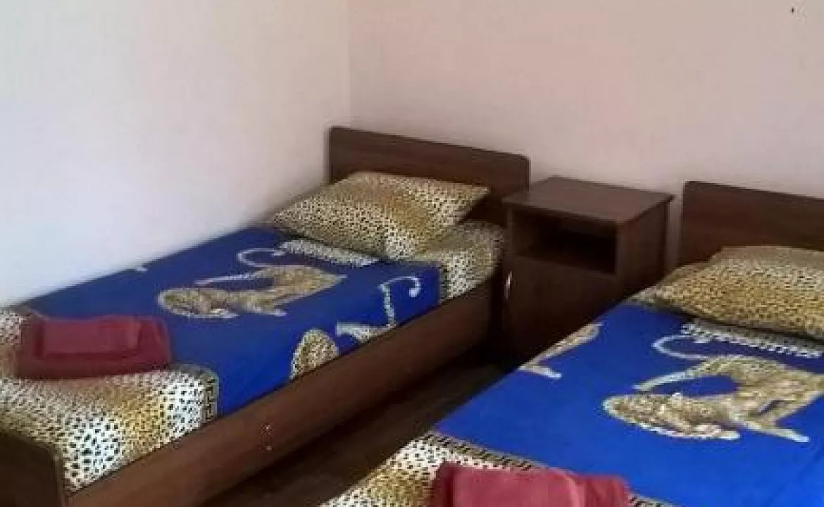 Трехместный номер. Гостевой дом "На Изумрудной 45/1" . Лазаревское Трехместный номер. Гостевой дом "На Изумрудной 45/1" . Лазаревское