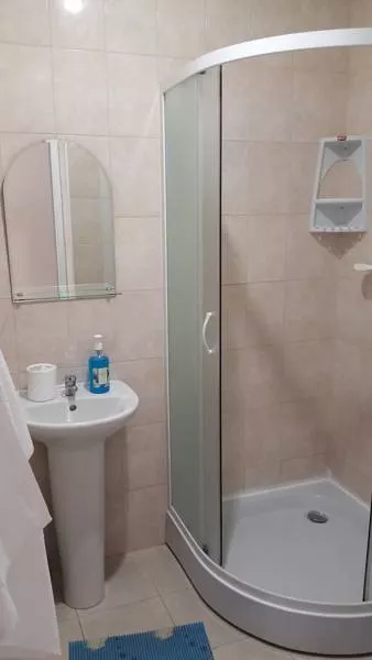 4- х местный номер. Гостевой дом "Белый Замок". Лазаревское 4- х местный номер. Гостевой дом "Белый Замок". Лазаревское