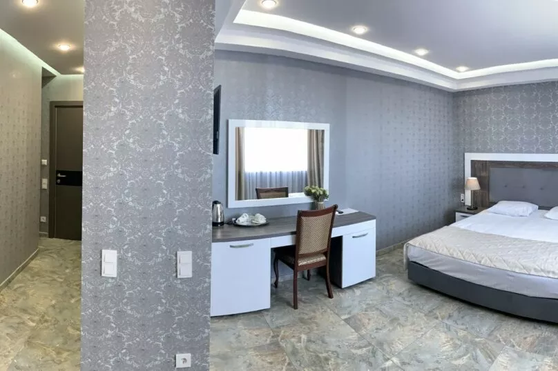 . Гостиница "Парк Авеню". Кореиз