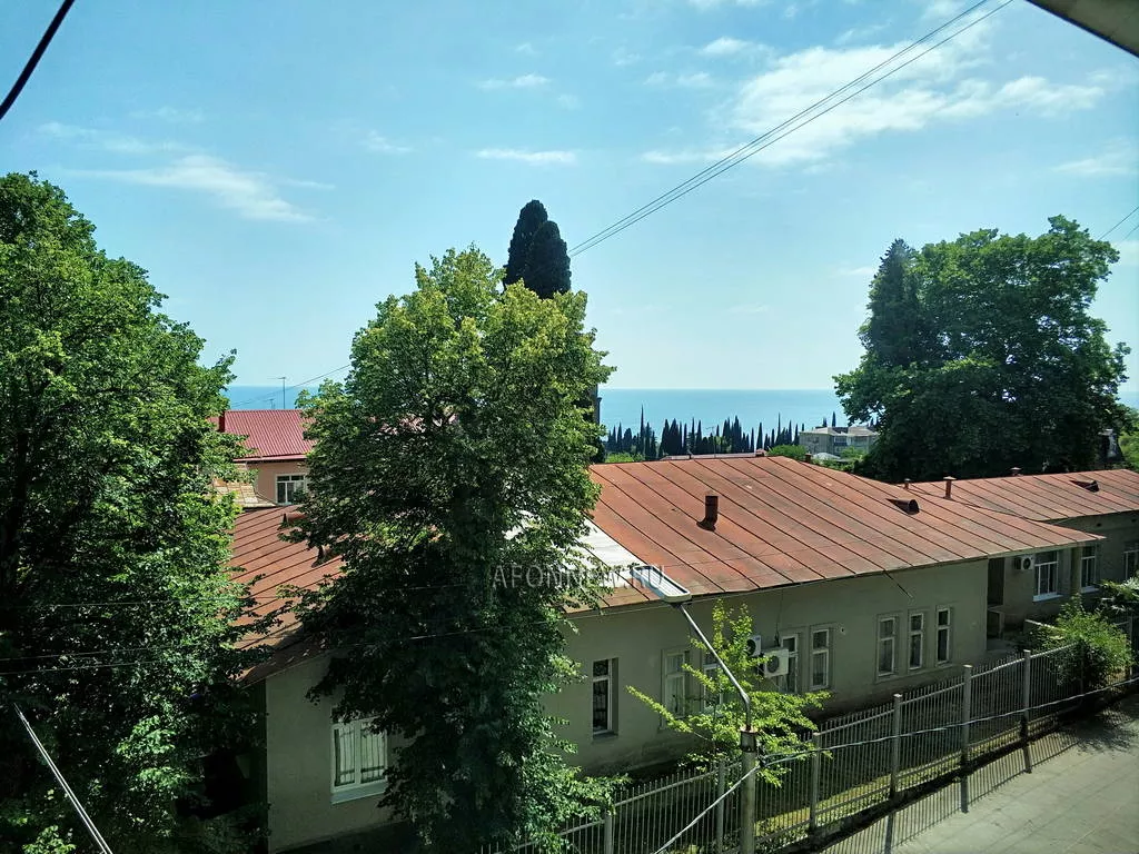 . Квартира в многоквартирном доме 2к квартира на ГосДаче в Новом Афоне. Море 5 мин    . Новый Афон