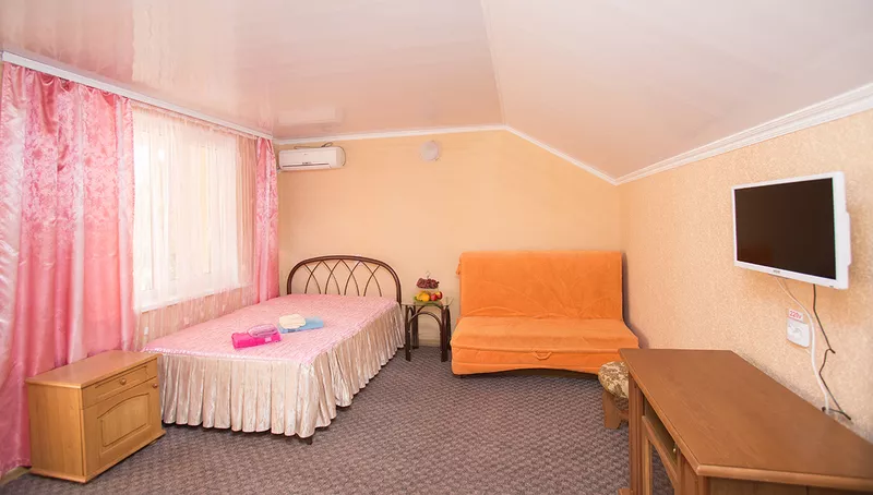 Номера DE LUXE однокомнатные. Вилла "Дана". Керчь