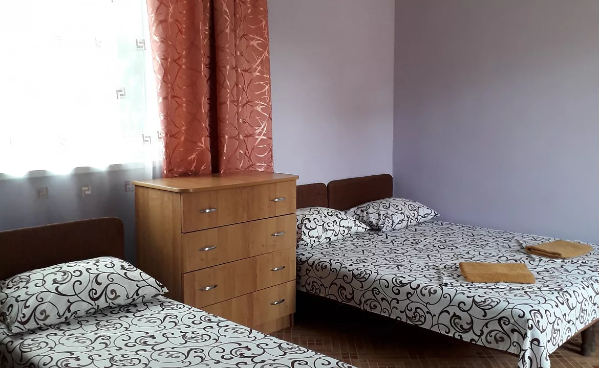 Семейный 5ти местный КОМФОРТ. Гостевой дом МОРЕ с бассейном и баней. Джубга