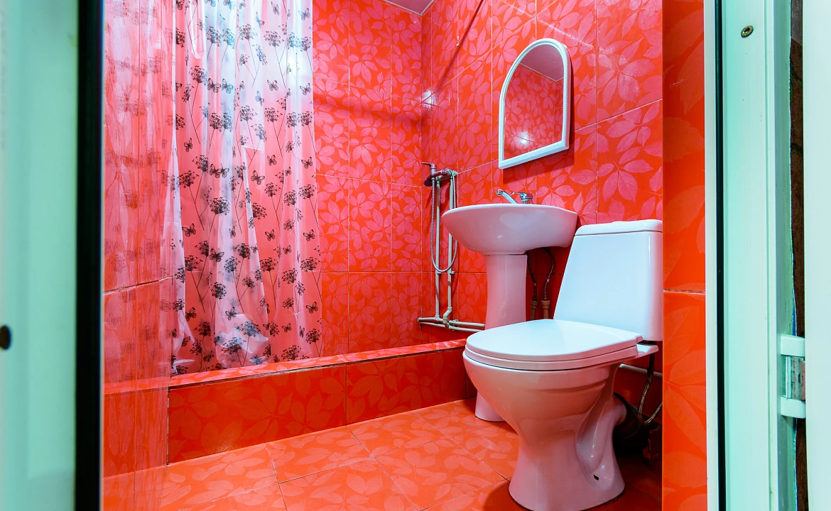 Семейный трёхместный комфорт. Гостевой дом УЮТ на ул. Новороссийское шоссе 1/7. Джубга