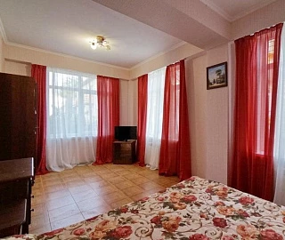 МАНСАРДА. Гостиница "Патио". МАНСАРДА. Гостиница "Патио".