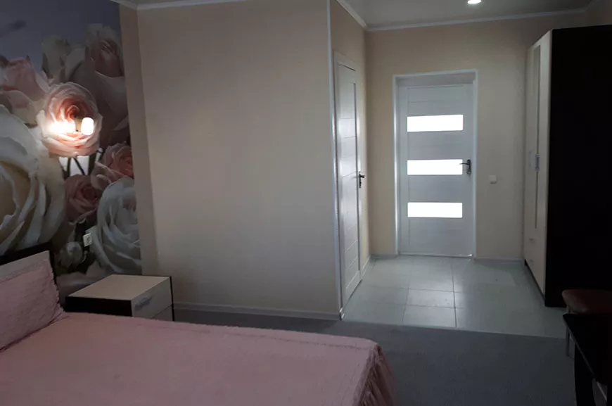 2-комнатная комфортная (мансардная). Гостевой дом «Медовый месяц». Саки