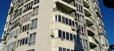 Квартира в многоквартирном доме Б Хмельницкого 10 кв 67"