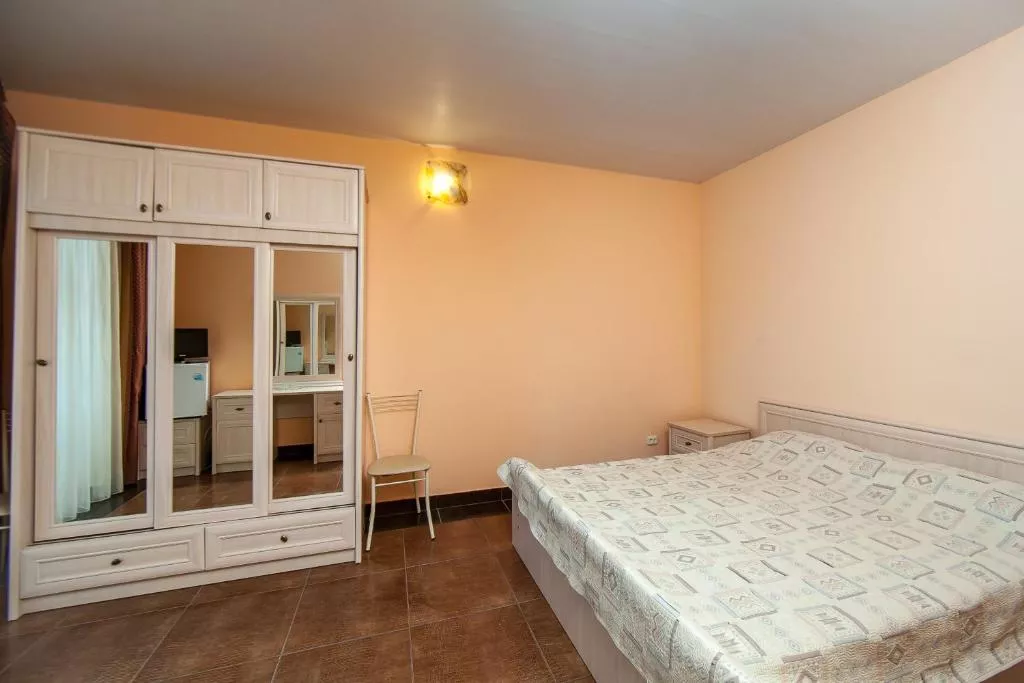 . Гостевой дом "Маяк" - Вардане. Вардане