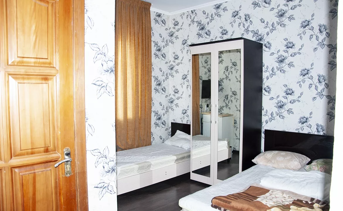 Стандарт 3-х местный. Гостевой дом Светлана. Сочи