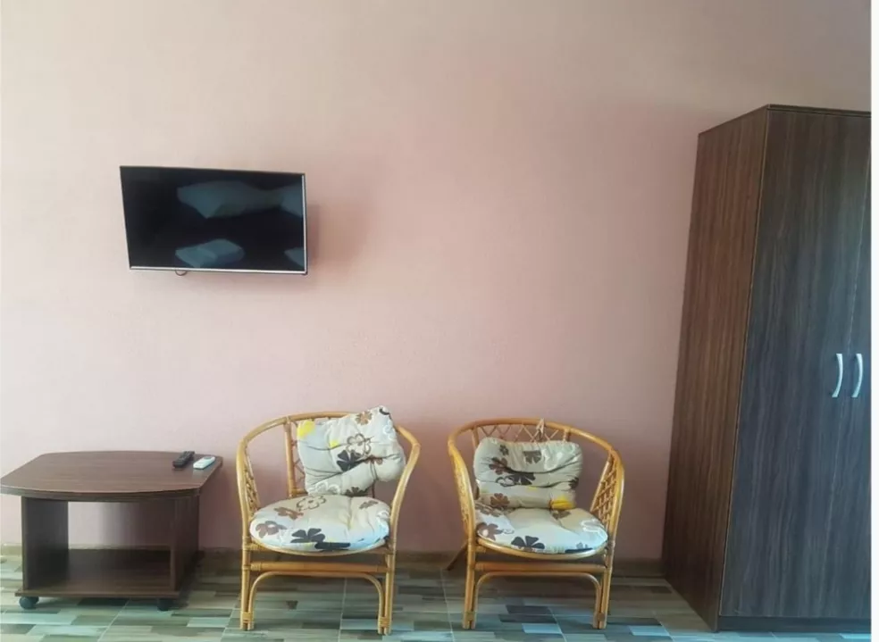 Трехместный. Отель Массандра. Лоо