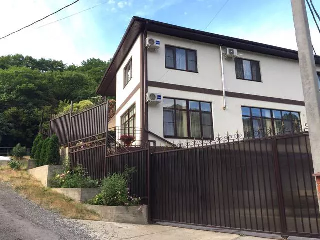 . Гостевой дом У Валентины. Солоники