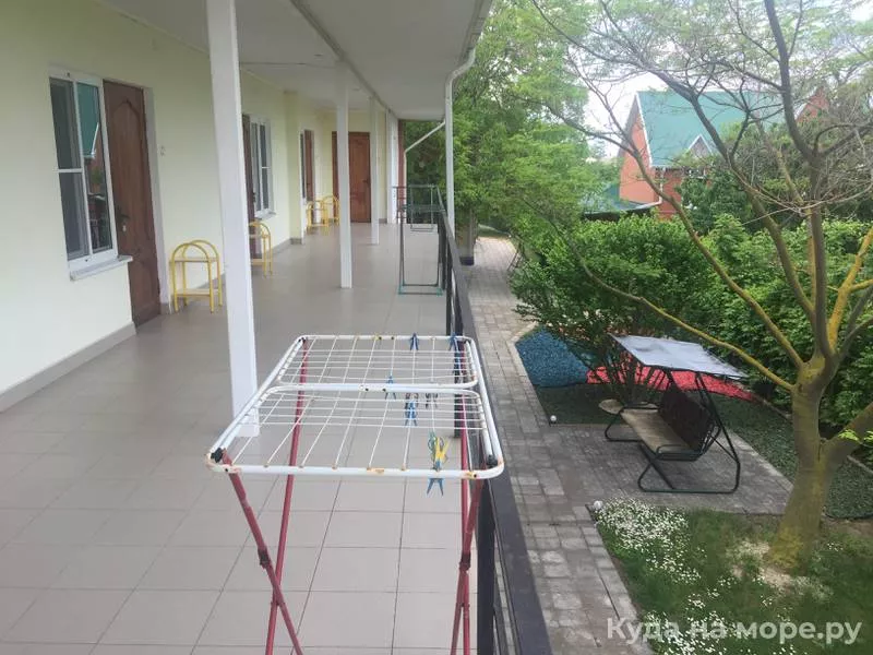 . Гостевой дом ВИКТОРИ. Кучугуры