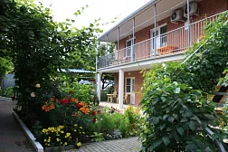 Гостевой дом "Гостеприимный двор"