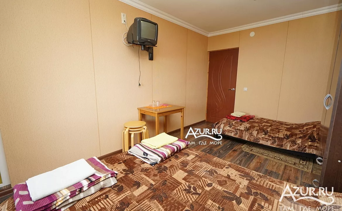 № 12 Трёхместный номер с балконом. Гостевой дом "Семейный отдых" - Лазаревское. Лазаревское