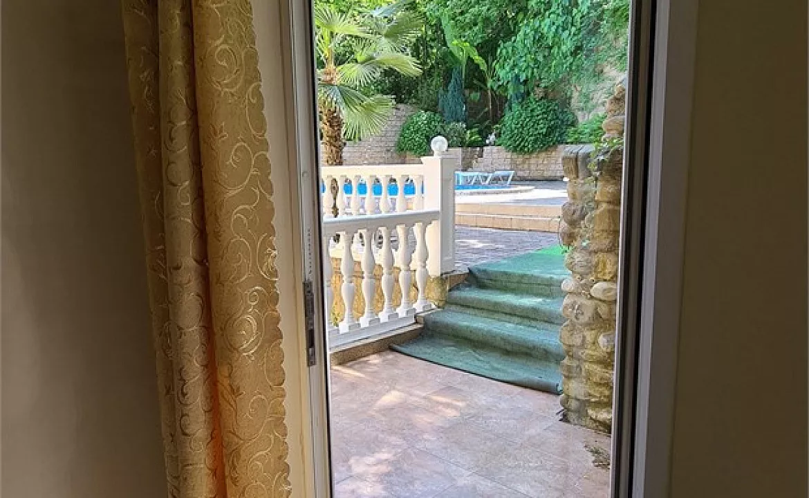 1.6 Двухместный номер категории 