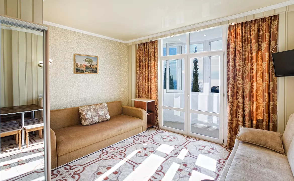 Квартира-студио №8. Квартира в многоквартирном доме Видовые апартаменты в Мисхоре. Кореиз Квартира-студио №8. Квартира в многоквартирном доме Видовые апартаменты в Мисхоре. Кореиз