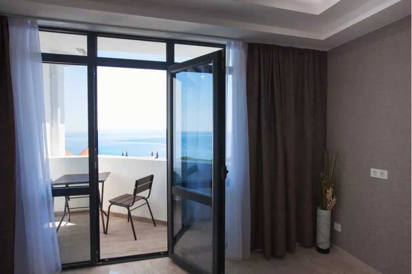 . Гостиница "Парк Авеню". Кореиз